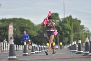 BIB: 
                            <button type="button" onclick="openModal(4927186)" class="btn btn-primary btn-sm float-right btn-popup" data-toggle="modal" data-target=".modal-high-quality">
                        <i class="fas fa-shopping-cart"></i> Add to Cart
                    </button>
                                            <button type="button" onclick="isThisMe(4927186, true)" class="btn btn-success btn-sm float-right btn-popup btn-isme hidden" data-toggle="tooltip" data-placement="bottom" title="นี่คือรูปของคุณใช่ไหม คลิกที่นี่เพื่อเอาเข้าอัลบั้ม">
                        <i class="fas fa-plus"></i> Add to album
                    </button>
                    <button type="button" onclick="isThisMe(4927186, false)" class="btn btn-warning btn-sm float-right btn-popup btn-isnotme hidden">
                        <i class="fas fa-ban"></i> Remove from album
                    </button>